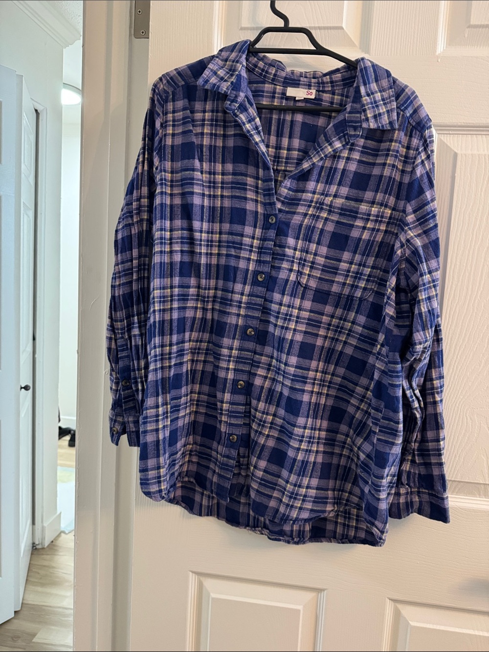 SO Men’s Blue and White Plaid Button-Down Shirt